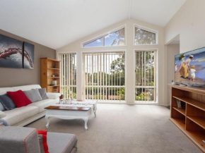 Serenity Peaceful house with air con Netflix and WI-FI, Nelson Bay